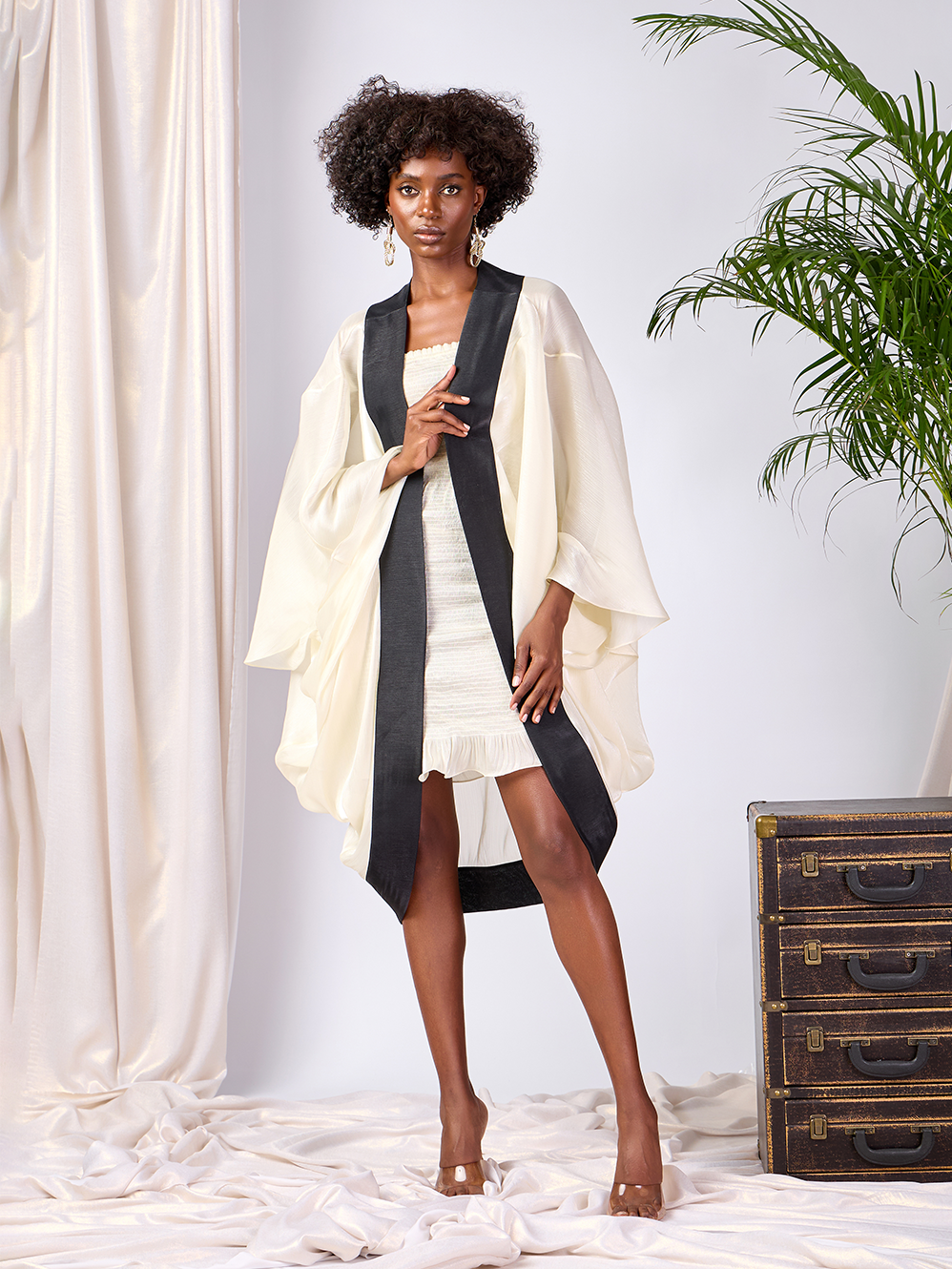 Maira Robe